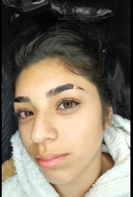 Perfilado de cejas 