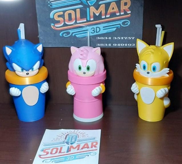 Vasos de personajes Sonic en 3d
